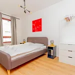 Kiraly Str. Corner Downtown Apartamento