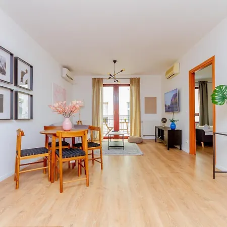 Kiraly Str. Corner Downtown Apartment Budapest