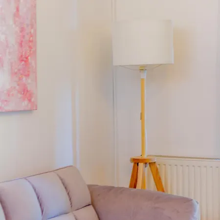 Apartment Kiraly Str. Corner Downtown Budapest